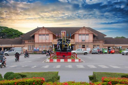 สถานีรถไฟพิษณุโลก - Phitsanulok Railway Station