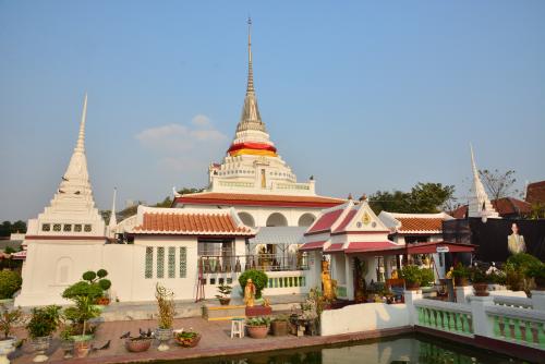 วัดโปรดเกศเชษฐาราม Wat Protket Chettharam  哇波隔沙塔拉寺